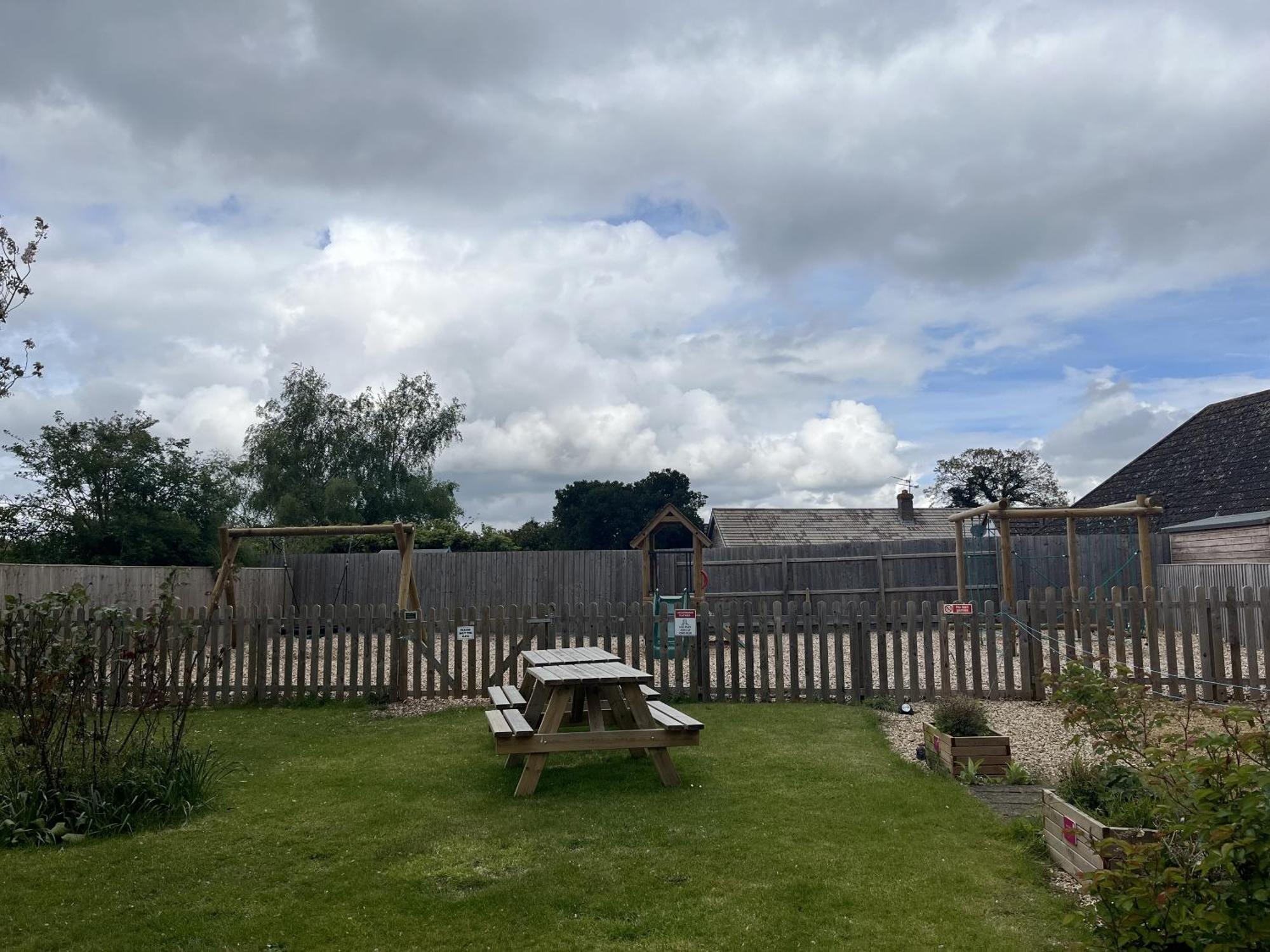 The Crown Inn Gayton  Екстериор снимка
