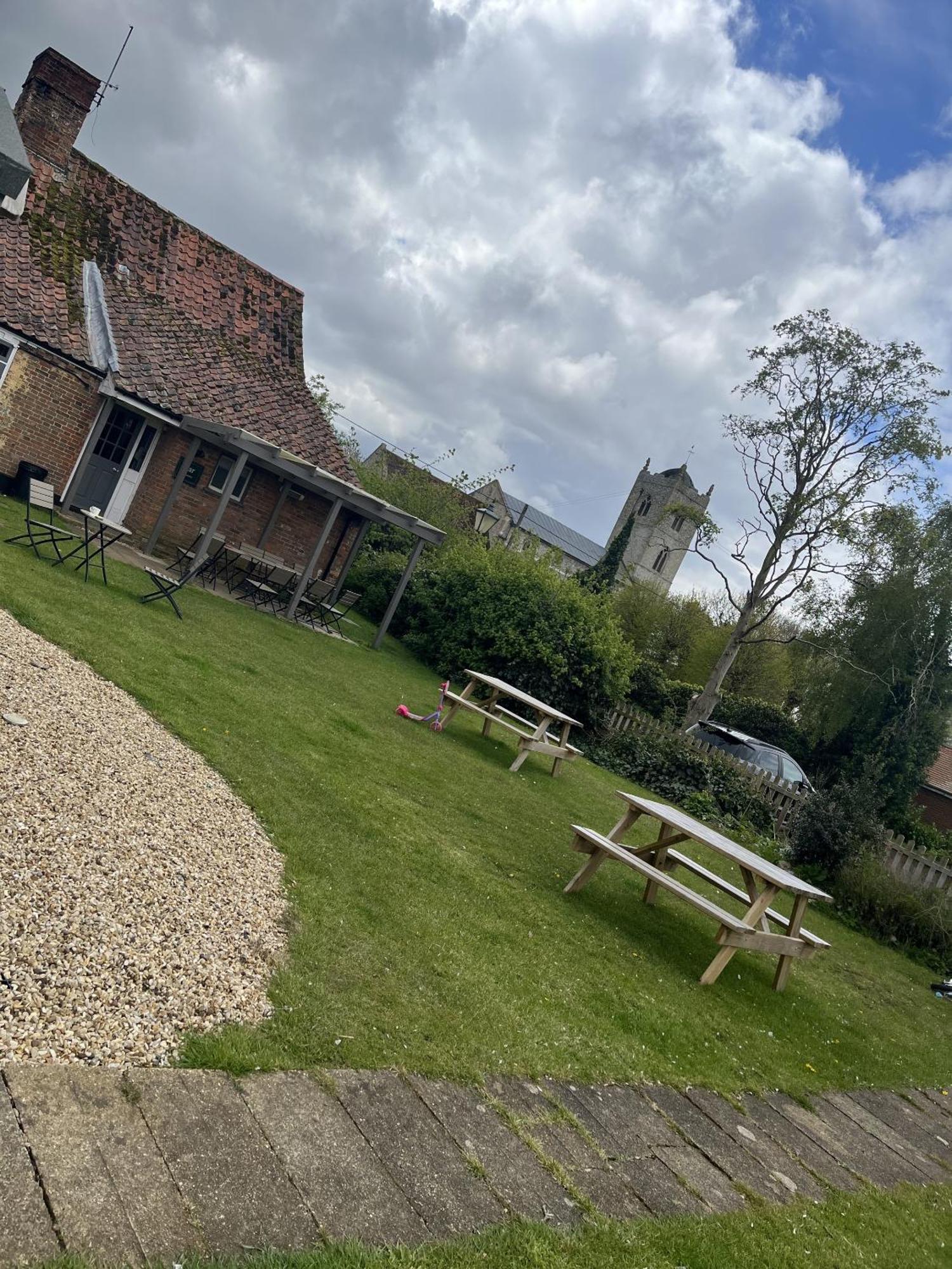The Crown Inn Gayton  Екстериор снимка