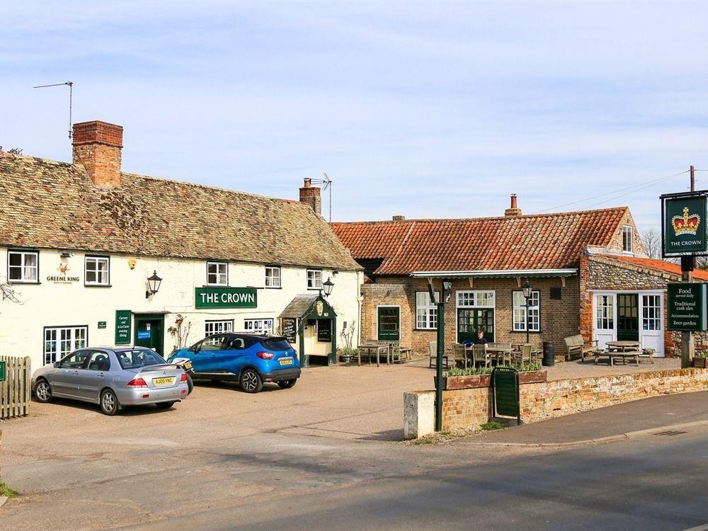 The Crown Inn Gayton  Екстериор снимка