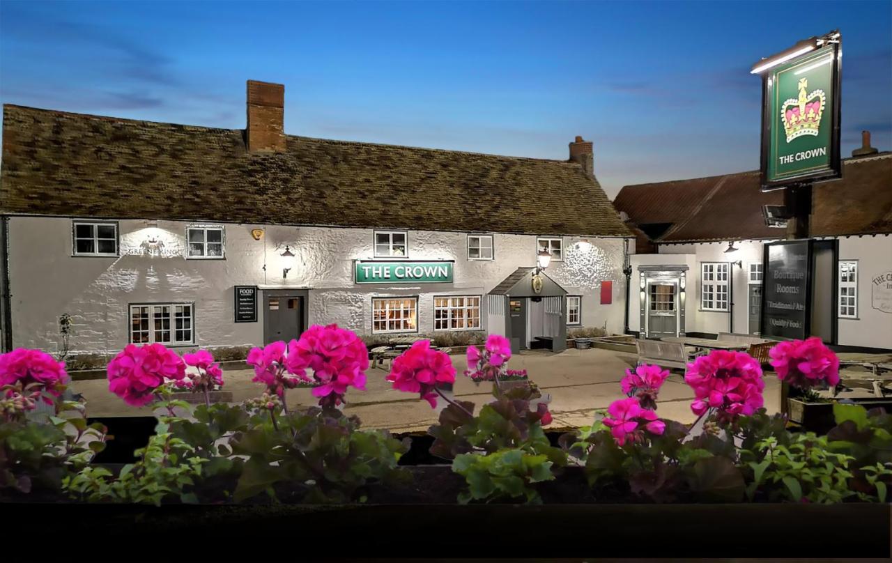 The Crown Inn Gayton  Екстериор снимка